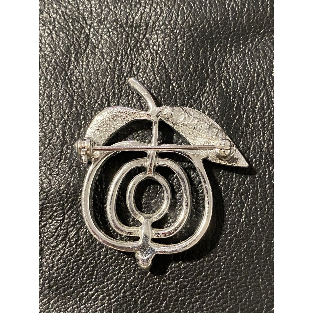 VNTG 1972 Sarah Coventry Signed Concentric Apple Brooch/silver Tone Textured